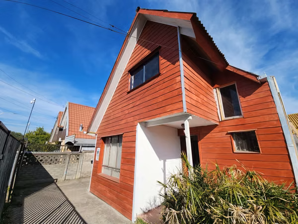 Venta Casa CHILLAN 3D-3E-1B, Oportunidad Única en Chillán