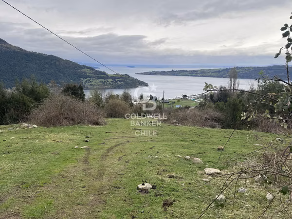 Terreno con Vista al Lago Ranco.
