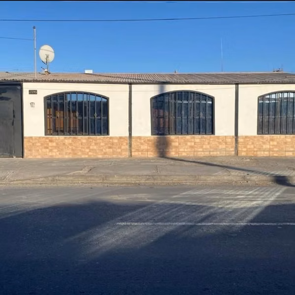 Hermosa CASA en Venta CALAMA