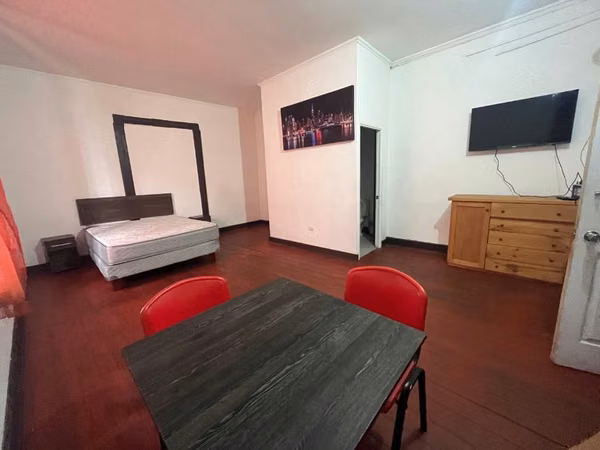 Habitación con baño privado centro La Serena