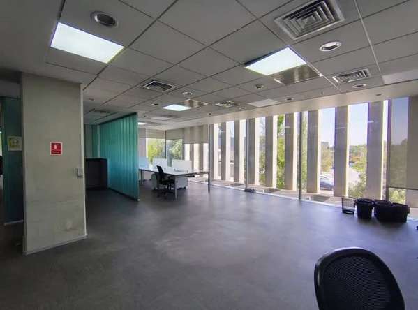OFICINA PREMIUM EN HUECHURABA, 495 M² / 135 UF + I
