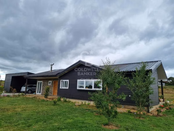 Se aceptan ofertas! Maravillosa casa con cabaña P. Ivian.