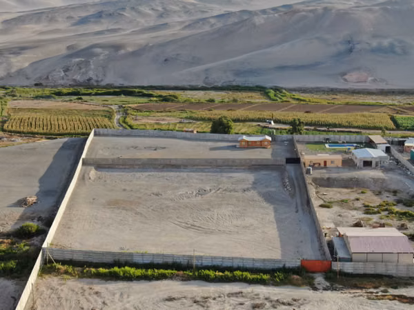 EXCELENTE LOTE DE 1,1 HAS. (11.000 m2)