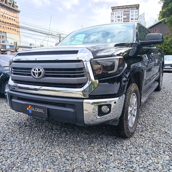 TOYOTA TUNDRA 2015 AUTOMÁTICA