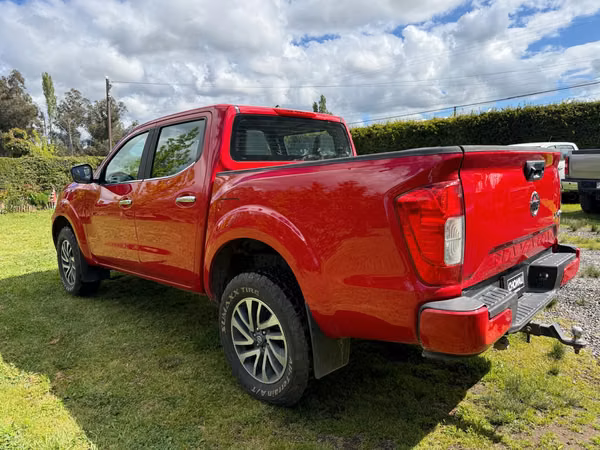 Nissan Navara 2.3 año 2022