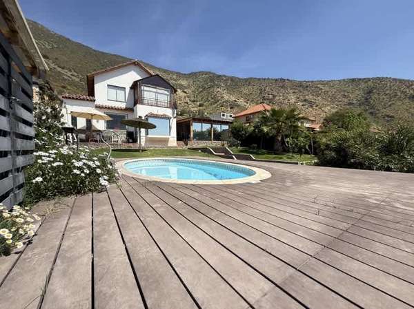 Venta Casa Lomas de lo Aguirre/ Vista insuperable