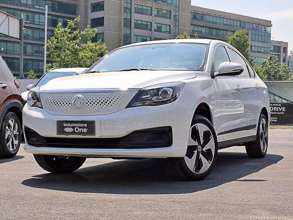 DONGFENG E70 2025