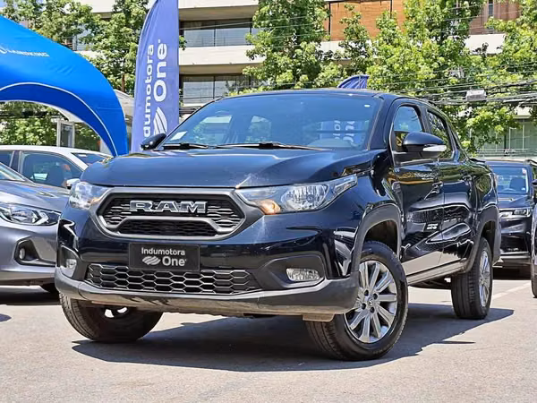 RAM 700 2023