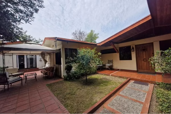 Venta casa en av. carlos ossandón