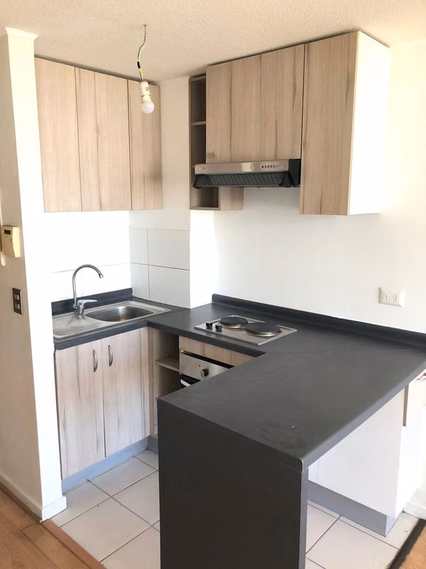 Departamento de 1D+1B En Arriendo En Estación Central