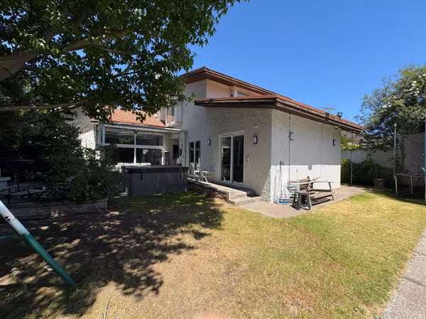Bosques de Montemar, excelente casa