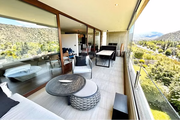 Depto 4d+4b 231 m² vista oriente en la dehesa.