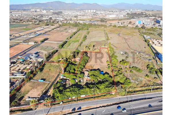 Se vende terreno de 2 Ha. En Ruta 5 Peñuelas.