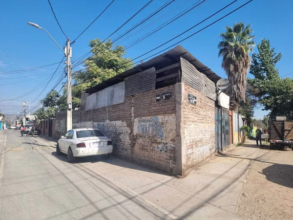 amplio terreno 220m2 (130513)