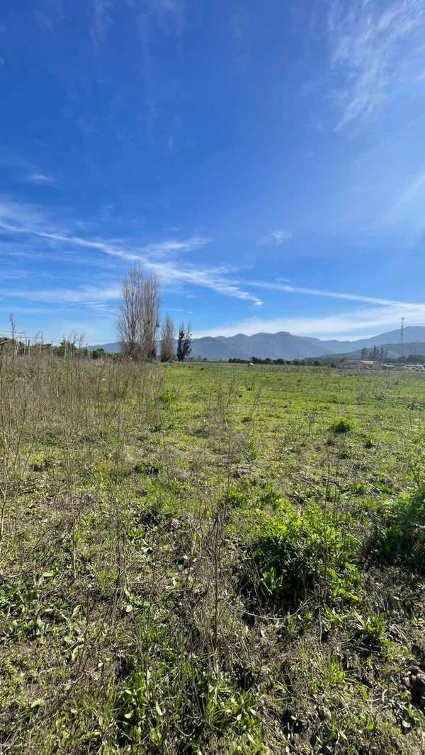 Se vende Lindo y gran terreno  sector Romeral