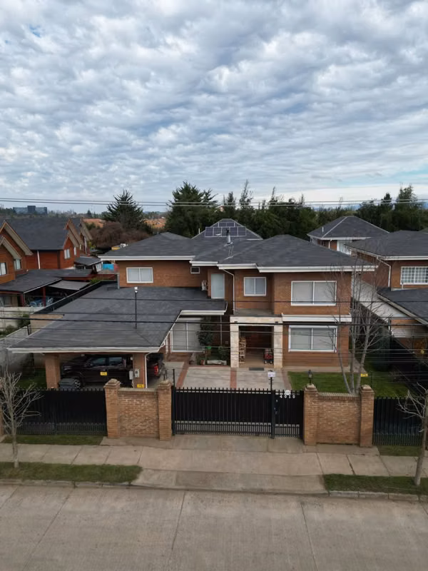 CASA EN LAS RASTRAS
