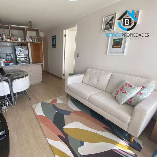SE VENDE BUEN VALOR DPTO EN CERRO POLANCO PISO 15