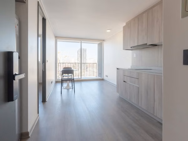 Lo Ovalle 285 Arriendo Depto 1 Dorm con Terraza Piso 8