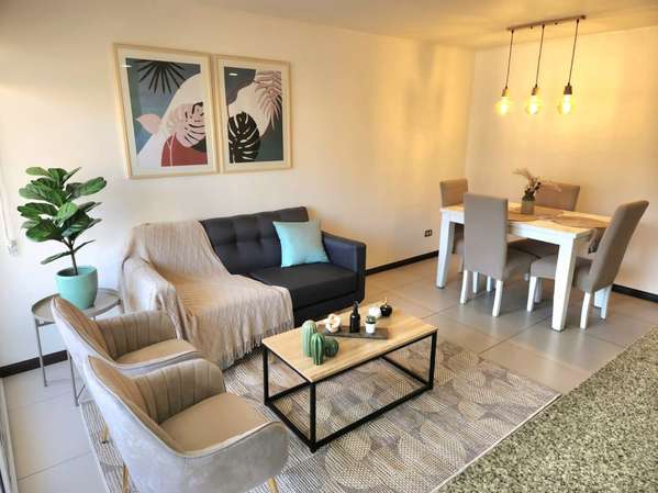 Se vende 2D2B+1E - Av. Santa Isabel/ Metro Santa Isabel