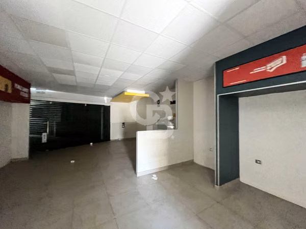 Local habilitado de 78,65 m2 en Strip center