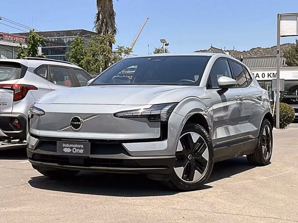 VOLVO EX30 2024
