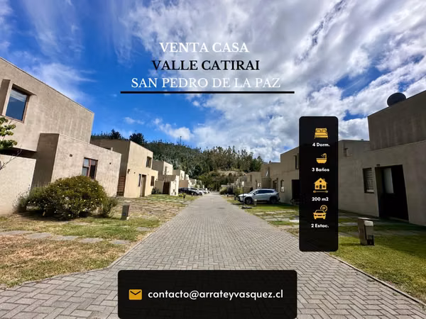 Casa en Venta en Valle Catirai 4 Dorm. con Piscina