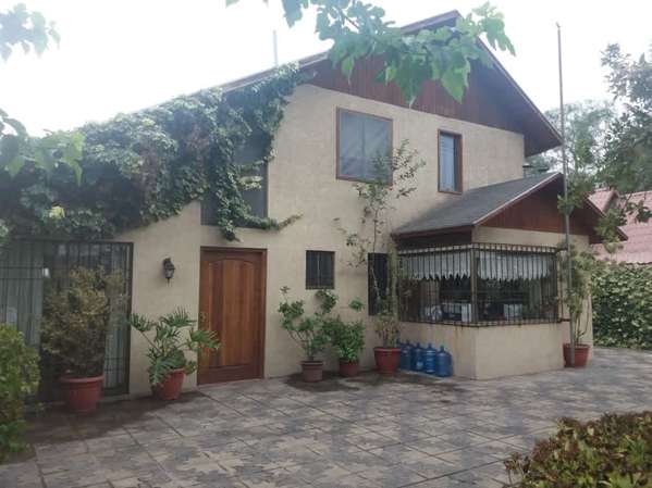 Casa sólida 5 dormitorios, piscina, Peñaflor
