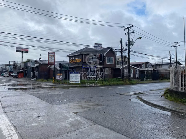 Oportunidad  comercial | En Esquina. Parque Industrial