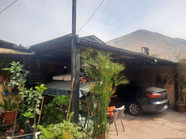 Grace Kelm vende casa REGULARIZADA/ 3 dorm/ 2 baños/ cocina indep/comedor/est  2 autos, en Renca