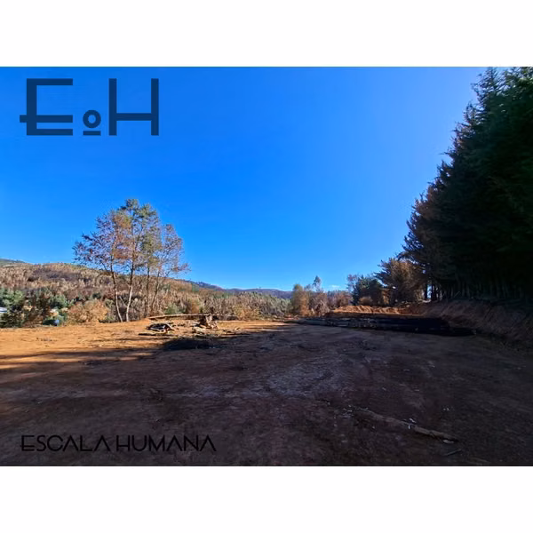 Venta lotes sector semi urbano cercano a Chaimávida