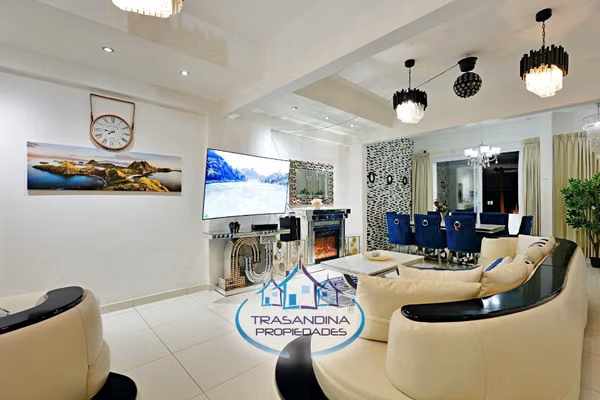 Hermosa Casa En Venta 7 Dor. Piscina. Sector Parque Inglés