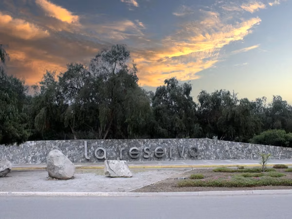 Estupenda Casa en Condominio!