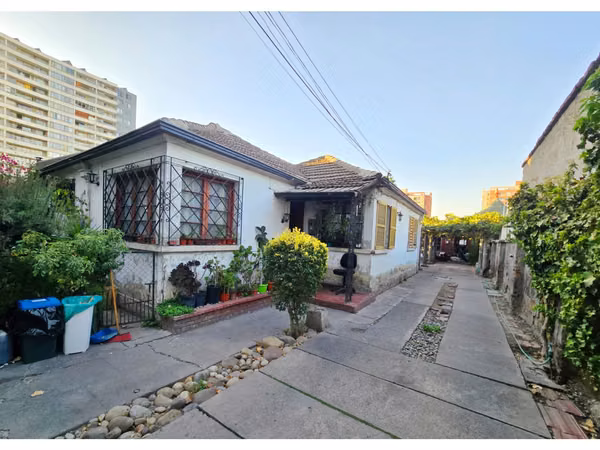 Casa con amplio terreno en San Miguel