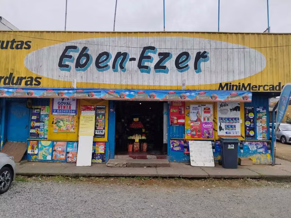 VENDO LOCAL COMERCIAL CON CASA (139126)