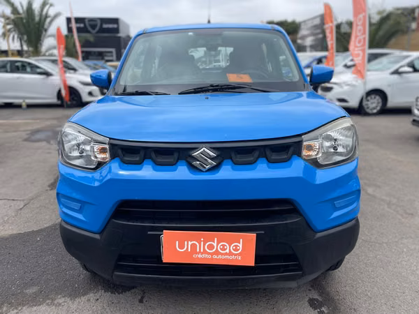 SUZUKI S-PRESSO 2023 FULL EQUIPO 25 KILOMETROS  X LITRO