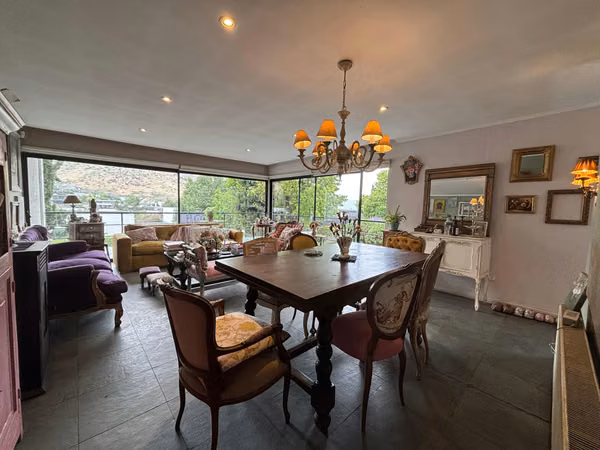 Casa Moderna, La Reserva, excelente ubicaión