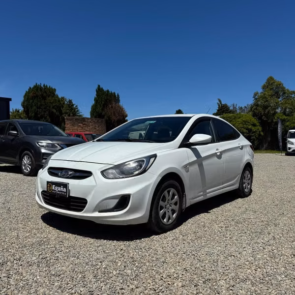 Hyundai accent RB GL