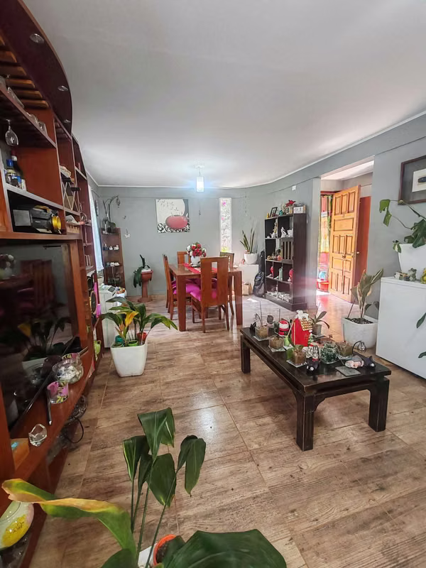 VENDO CASA LA REINA SECTOR TOBALABA ALT.8500 (139392)