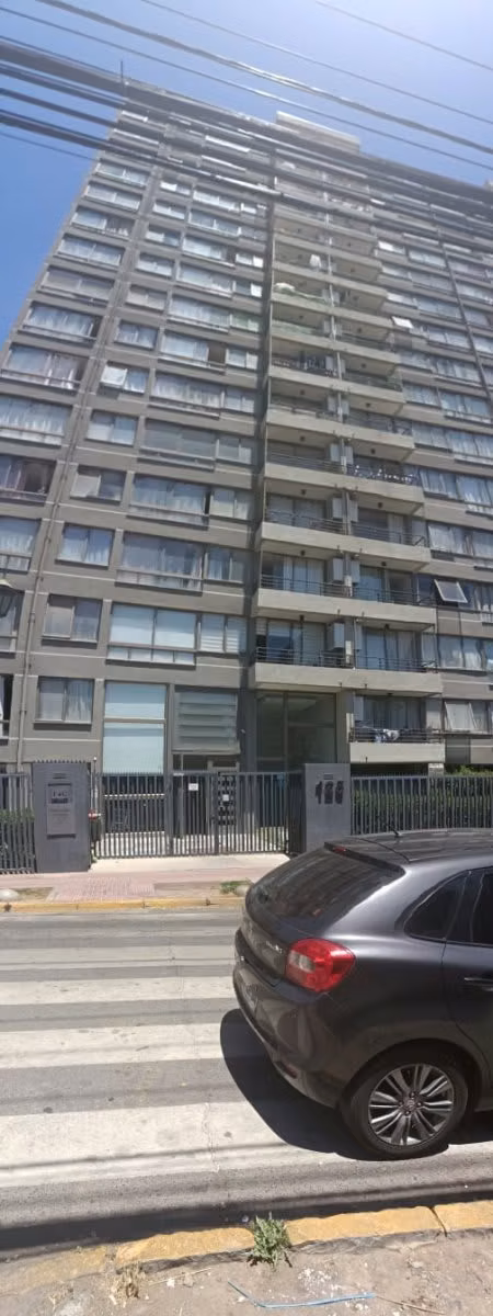 Acogedor departamento a pasos del Metro Lo Ovalle