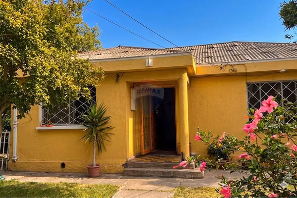 Venta casa, gran terreno, uso mixto