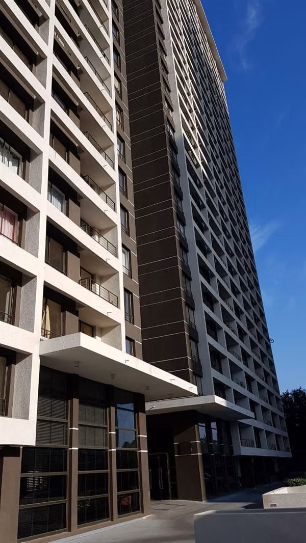 Venta de departamento cercano a Metro Ecuador