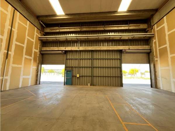 Arriendo bodega de 384 m2 en Parque Industrial, Lampa.