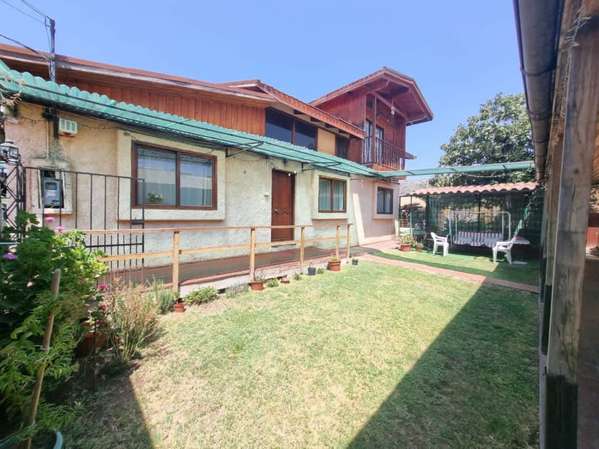 Casa de gran terreno, Cerrillos