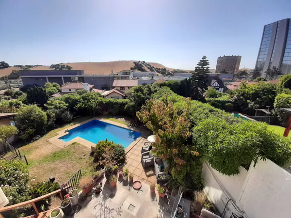3 Niveles, Cómodos Espacios Y Amplio Jardín (143021)