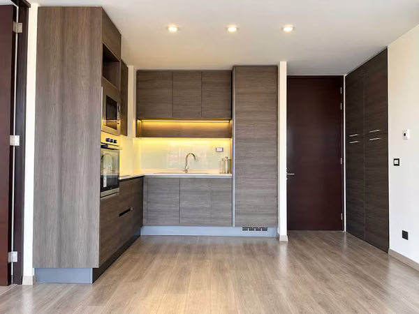 Departamento Arriendo 2 dorm Lo Barnechea,  (143037)
