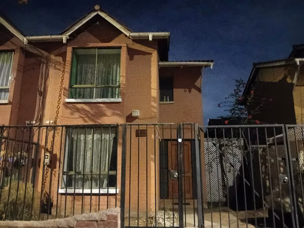 CASA EN VENTA - BARRIO TANGO 2 - SAN BERNARDO