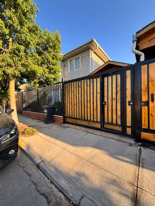 Venta de Casa 4D+3B+2Estc  Condominio Barrio Holanda (Puente Alto)