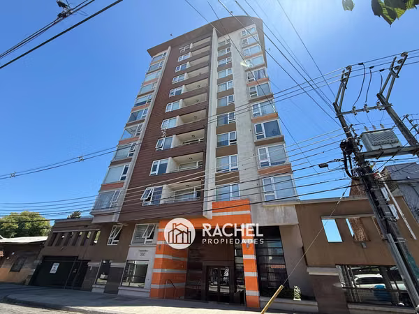 SE VENDE IMPECABLE Y LUMINOSO DEPTO SECTOR HOSPITAL REGIONAL - Edificio Borde plaza