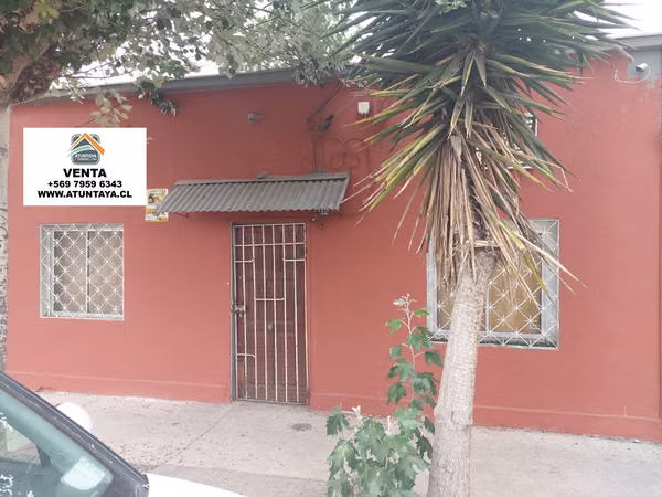 Se Vende Amplia Casa Comuna de Independencia