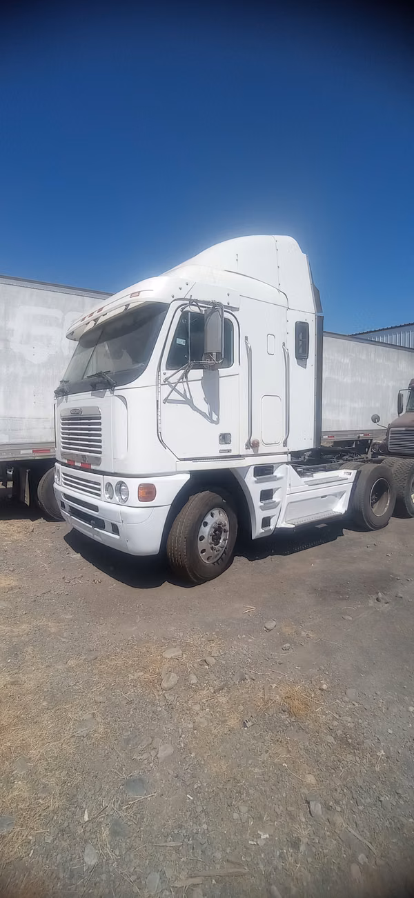 FREIGHTLINER ARGOSY.